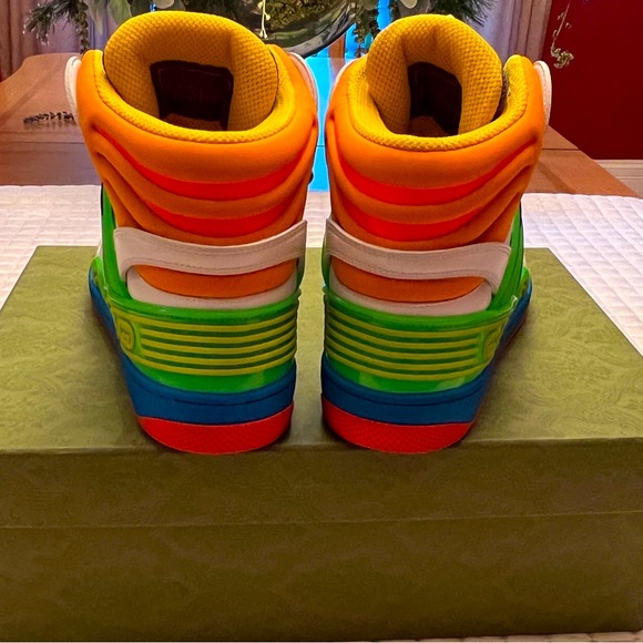 Gucci Authentic Demetra Basket High-Top Sneakers - Picture 7 of 13